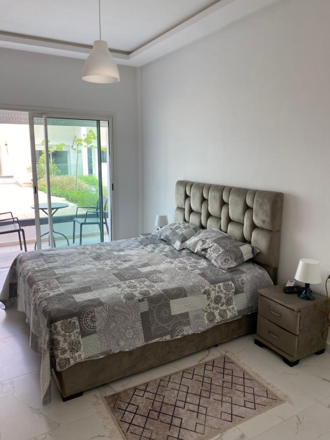 Lovely 4-Bedroom Condo With Pool Rabat Exterior foto